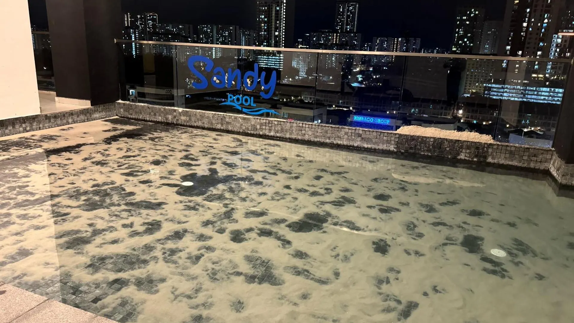 12 Pax Luxury Seaview Infinity Pool Apartment Jelutong