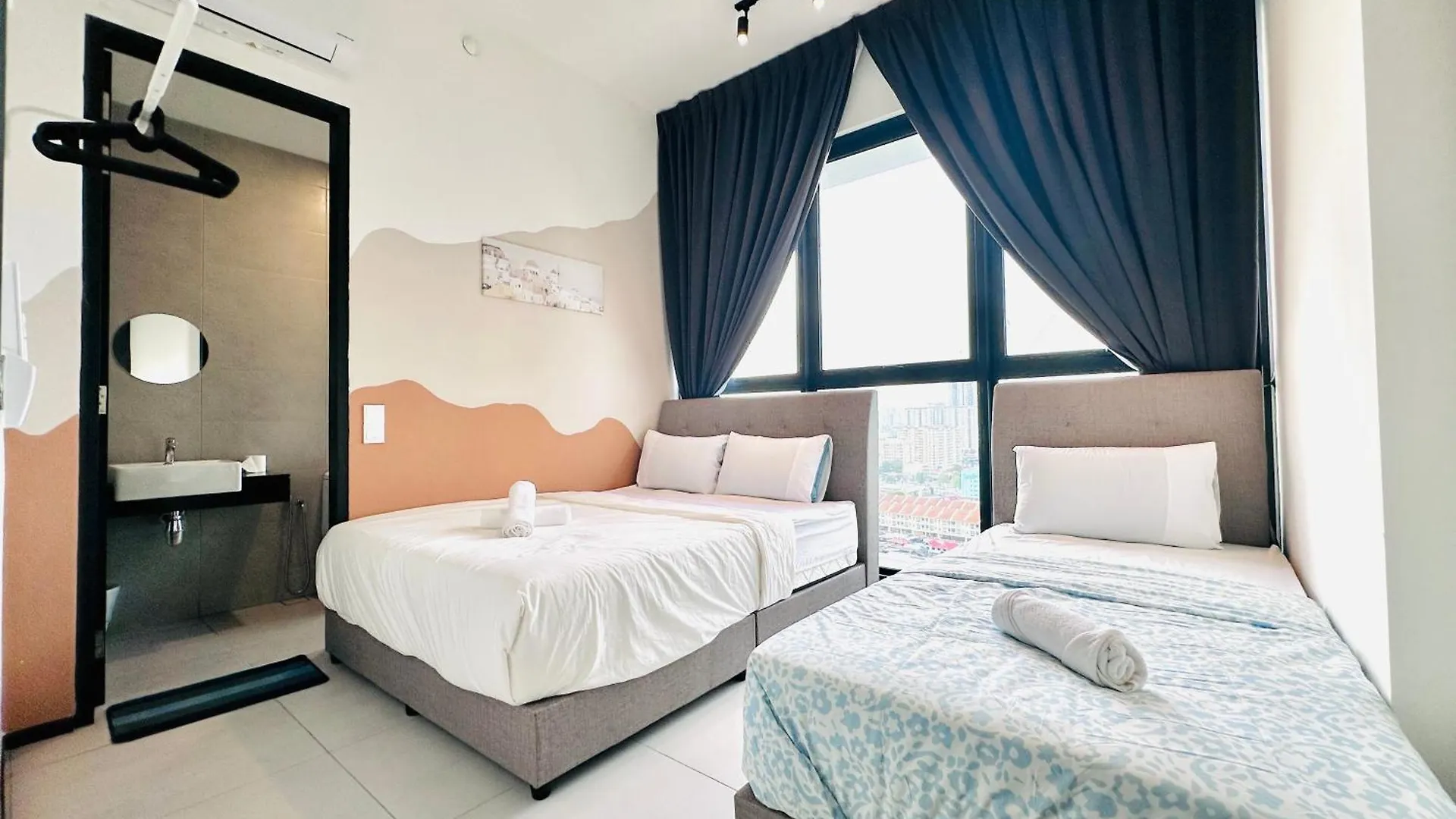 12 Pax Luxury Seaview Infinity Pool Apartment Jelutong